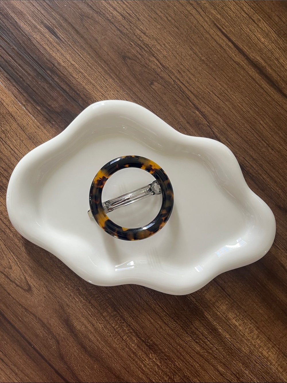 J.Crew Vintage Tortoiseshell 2.25” Round Circular Hair Clip